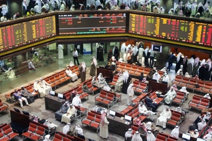 في خضم الحرب .. تراجع الأسهم والعملات الرقمية وارتفاع النفط والذهب 